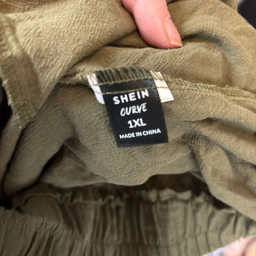 Women’s Olive Green Cargo Jogger Pants